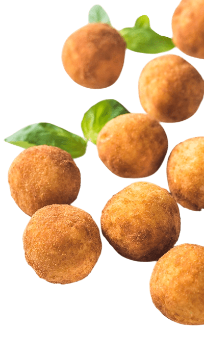Foto aislada de croquetas redondas.
