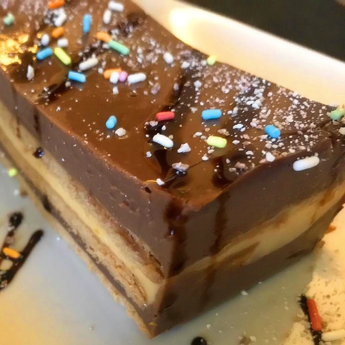 Primer plano de tarta de galleta.